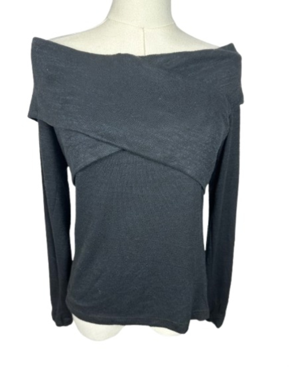 Off-Shoulder Long Sleeve Women's Sweater - Black